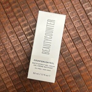 Beautycounter Countercontrol Matte Effect Gel Cream